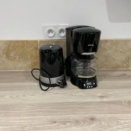 Indépendant Chez L’habitant * Puymiclan